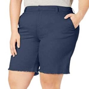 Style & Co mid rise chino shorts, NWT, 18W